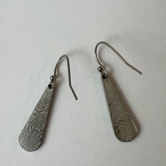 Chris Ploof Damascus stainless steel teardrop dangle Earrings EUC - Picture 3 of 9